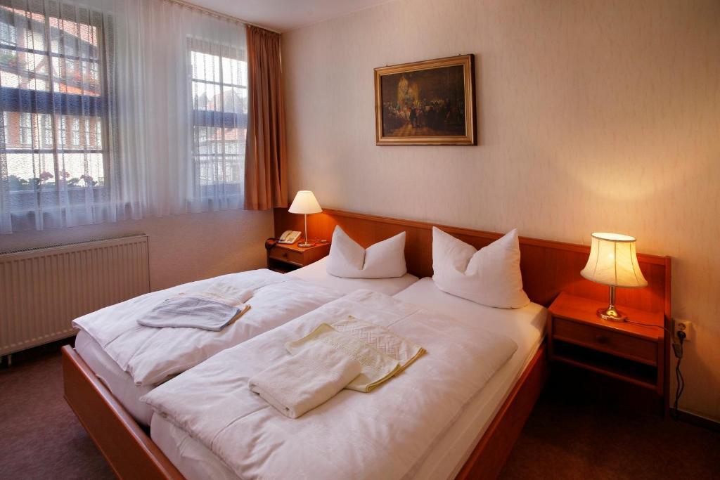 Hotel Zum Kanzler Stolberg i. Harz Kamer foto